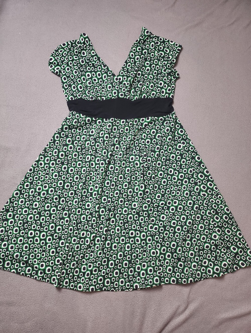 Addition Elle 1X Green Geometric Fit Flare Dress Made In Canada